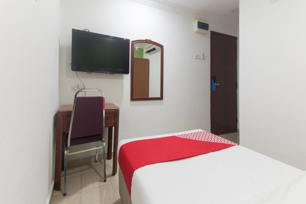 Oyo 805 Hotel Run Star Куала Лумпур Екстериор снимка