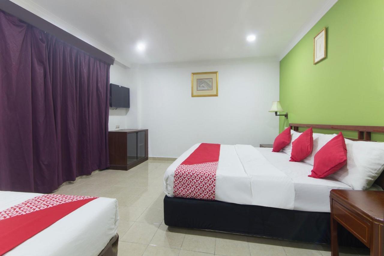 Oyo 805 Hotel Run Star Куала Лумпур Екстериор снимка