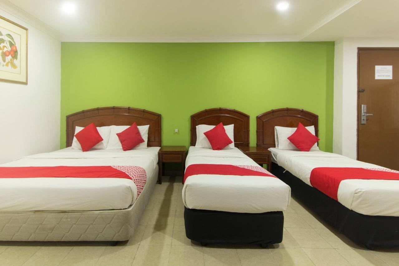 Oyo 805 Hotel Run Star Куала Лумпур Екстериор снимка