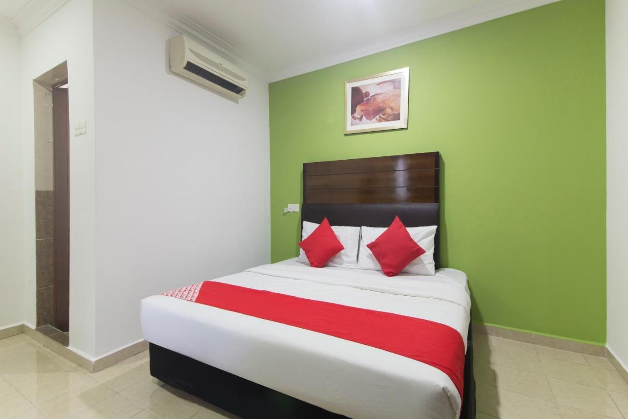 Oyo 805 Hotel Run Star Куала Лумпур Екстериор снимка