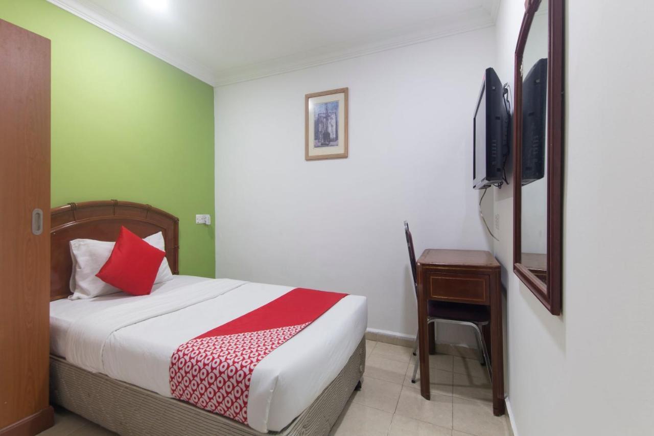 Oyo 805 Hotel Run Star Куала Лумпур Екстериор снимка